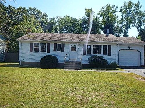 51 Pheasant Ln, East Hartford, CT 06108