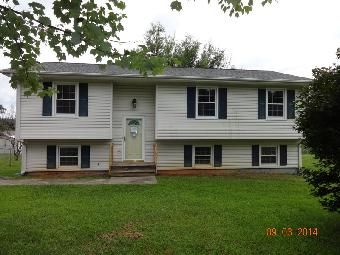 353 N Rome Dr, Roanoke, VA 24019