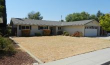 1572 Robinwood Avenue Clovis, CA 93611