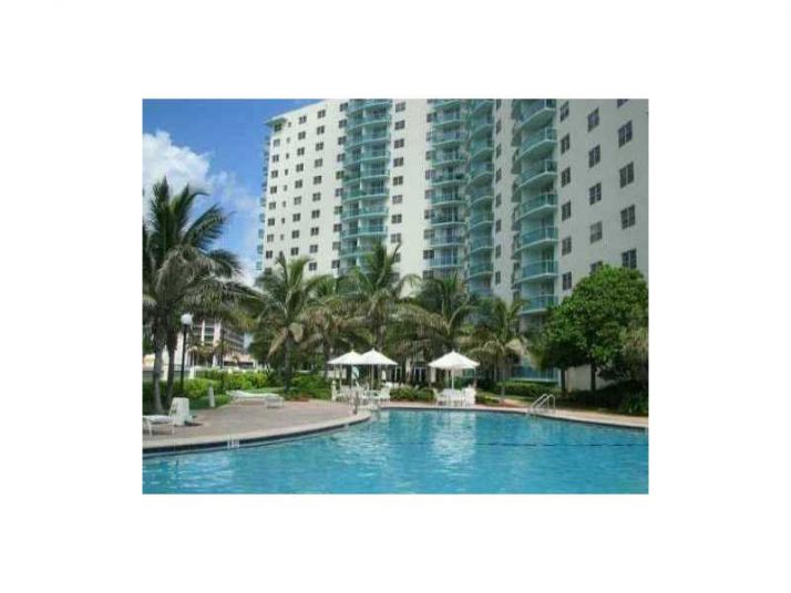 3901 S OCEAN DR # 15W, Hollywood, FL 33019