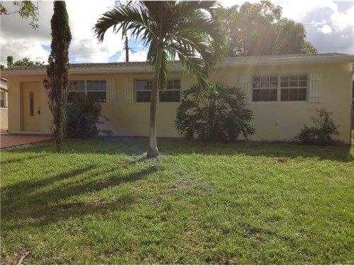 1111 NW 70TH TE, Hollywood, FL 33024