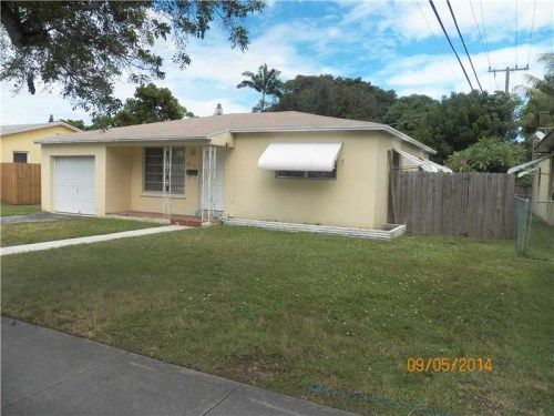 815 S 28 AV, Hollywood, FL 33020