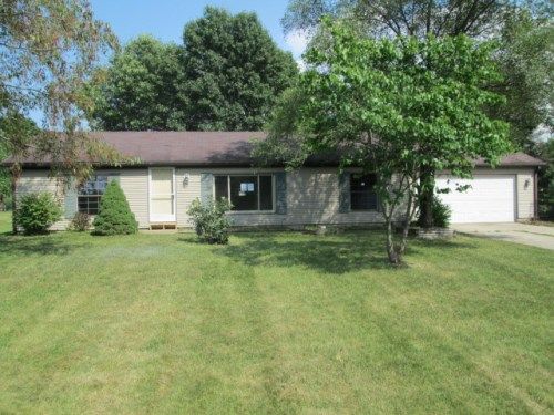 70667 N Driftwood Dr, Edwardsburg, MI 49112