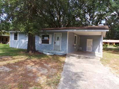 7752 Untreiner Avenue, Pensacola, FL 32534