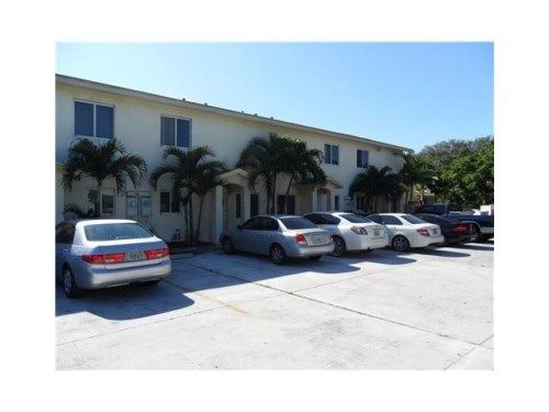 925 SW 8 ST # 1(A), Hallandale, FL 33009