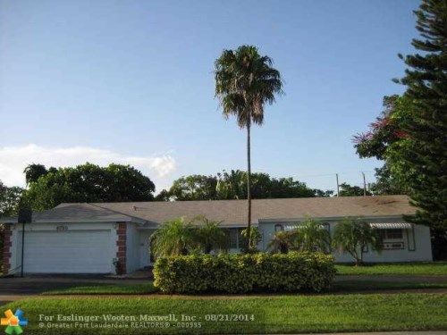 4725 JACKSON ST, Hollywood, FL 33021