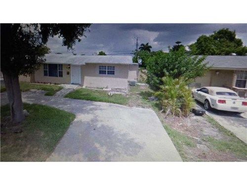 7829 MADEIRA  ST., Hollywood, FL 33023