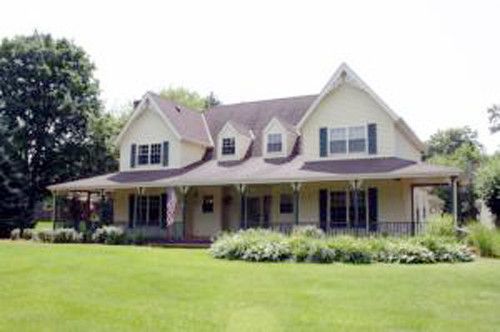 236 N Taliesin Rd, Wales, WI 53183