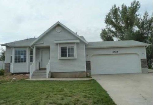 2429 West 2075 North, Clearfield, UT 84015