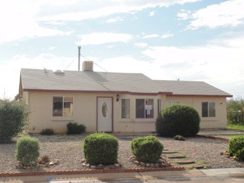 101 Arrowhead Drive, Huachuca City, AZ 85616