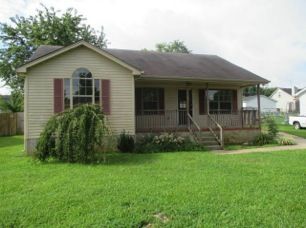 129 Riverwood Dr, La Vergne, TN 37086