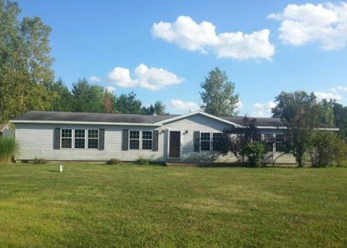 5625 Greenwell Rd, Huntertown, IN 46748