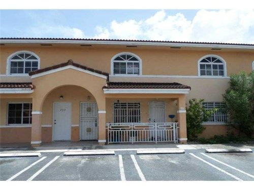 6873 W 36 AV # 203, Hialeah, FL 33018