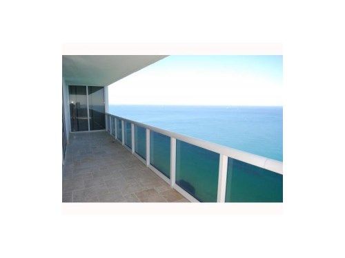 1830 S OCEAN DR # 4602, Hallandale, FL 33009