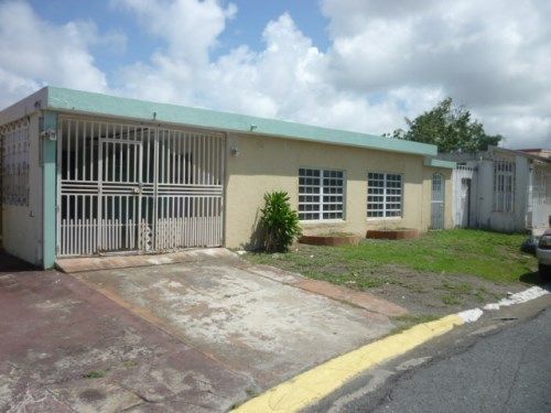 E-1137 Levittown, Toa Baja, PR 00949