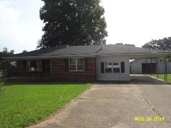 215 Mabry Circle, Savannah, TN 38372