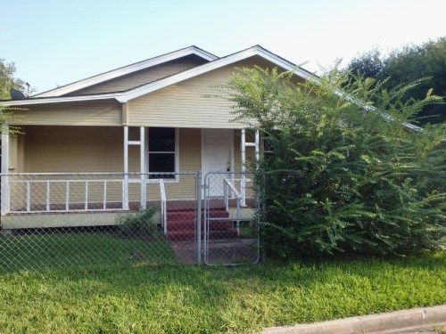 609 W Cleveland St, Baytown, TX 77520