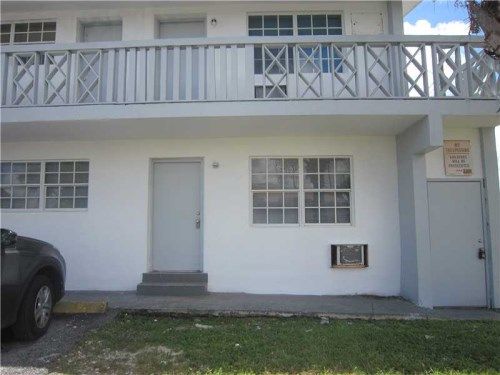 822 NW 7 TE # 4, Hallandale, FL 33009