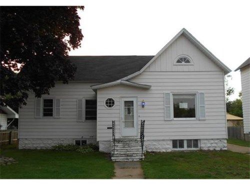 1339 Pierce Ave, Marinette, WI 54143