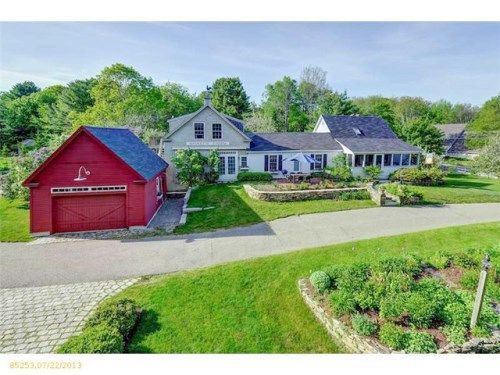 209 Sea road, Kennebunk, ME 04043