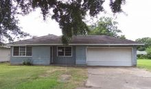 5149 Lawndale Ave Groves, TX 77619