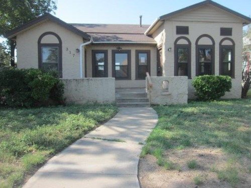 317 W Avenue B, San Angelo, TX 76903