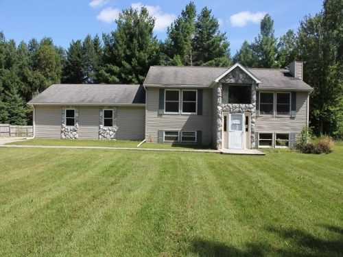 12490 N State Rd, Otisville, MI 48463