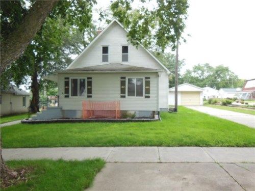 613 16th St, Wisner, NE 68791