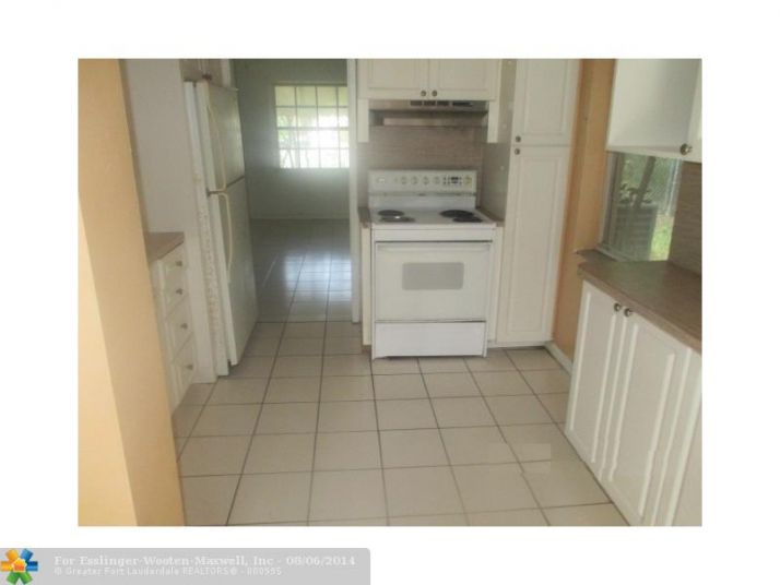 733 NW 43RD ST, Fort Lauderdale, FL 33309