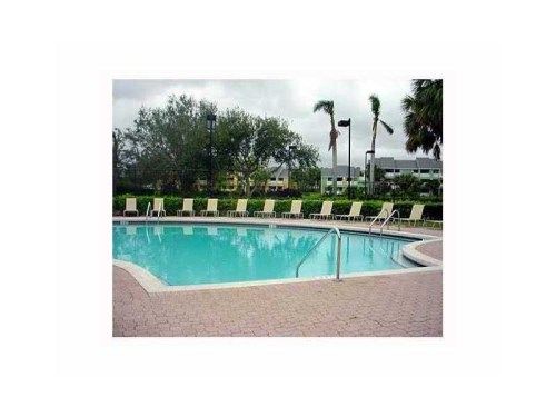 2311 CONGRESS AV # 15, Boynton Beach, FL 33426