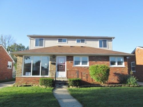 20216 Alger St, Saint Clair Shores, MI 48080