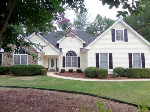 1106 Chestnut Oak Court, Winder, GA 30680