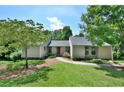 135 Floss Flower Court, Roswell, GA 30076