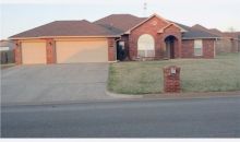 2218 Headwind Dr Purcell, OK 73080