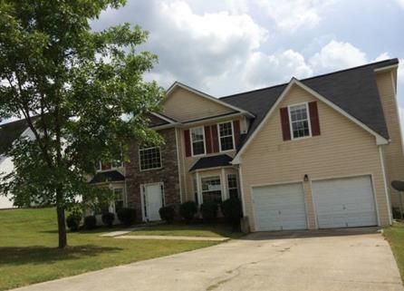 6043 Pomerania Ct, Stone Mountain, GA 30087