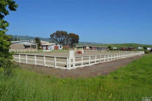 100 Lynch Rd, Petaluma, CA 94954