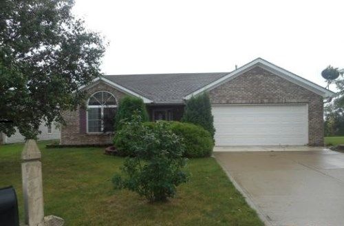 1321 Charlotte Way, Shelbyville, IN 46176