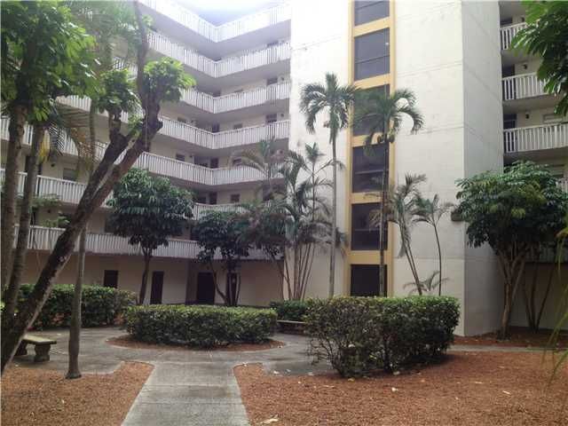 15600 NW 7 AV # 112, Miami, FL 33169