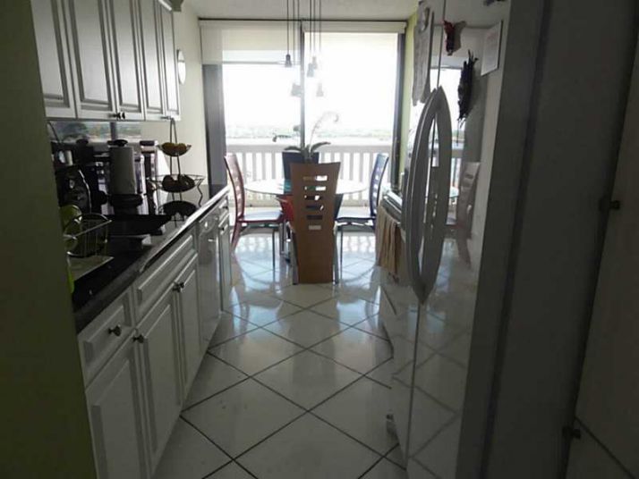 1000 ISLAND BL # 1212, North Miami Beach, FL 33160