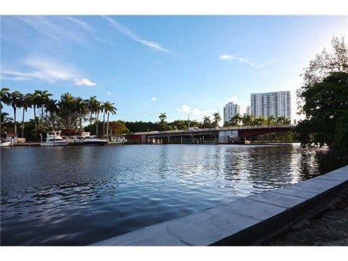 1610 NW N RIVER DR # 307, Miami, FL 33125