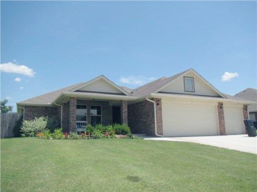 3402 Homesteaders Lane, Guthrie, OK 73044