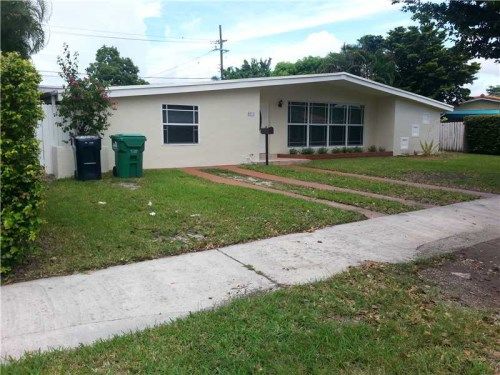 9011 SW 20 ST, Miami, FL 33165