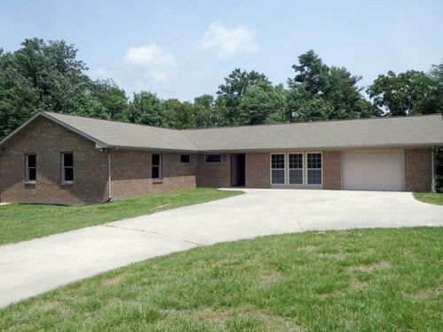 127 Dagley Street, Wartburg, TN 37887