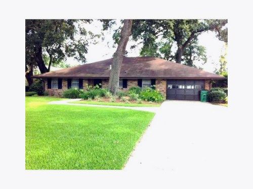 110 CAMELLIA CT, Luling, LA 70070