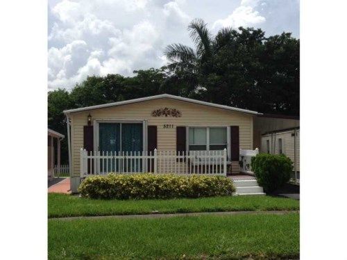 5211 SW 30 WY, Fort Lauderdale, FL 33312