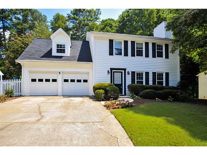 5031 Sugar Creek Drive, Buford, GA 30518