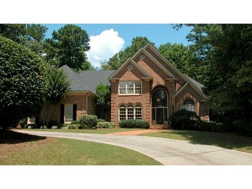 8830 Torrington Drive, Roswell, GA 30076