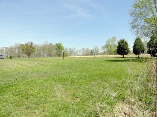 1165 Deer Lodge Hwy, Deer Lodge, TN 37726