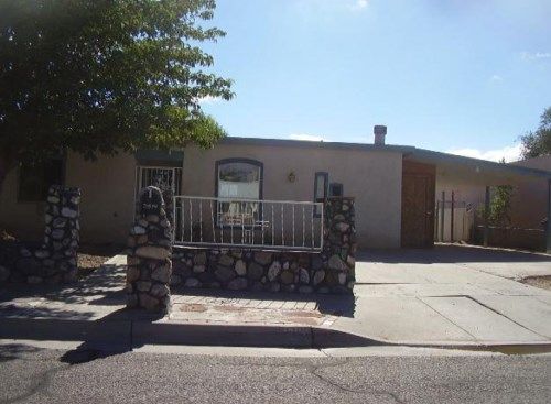 304 Gary Lane SW, Albuquerque, NM 87121