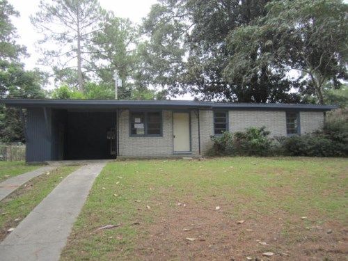 8604 Hurst Avenue, Savannah, GA 31406